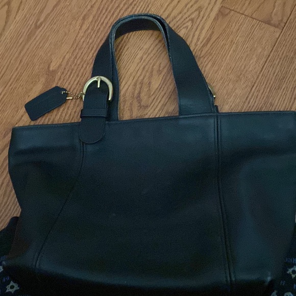 Coach Waverly Leather Bag. Vintage - Picture 2 of 8